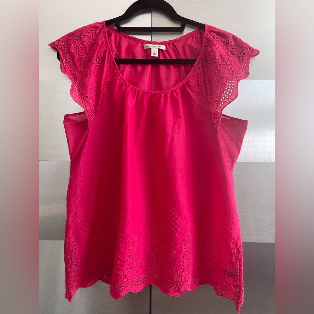 Banana Republic Pink Eyelet Blouse 100% cotton